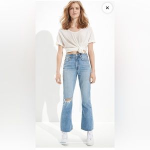 AMERICAN EAGLE HIGHEST WAIST 90s FLARE JEANS